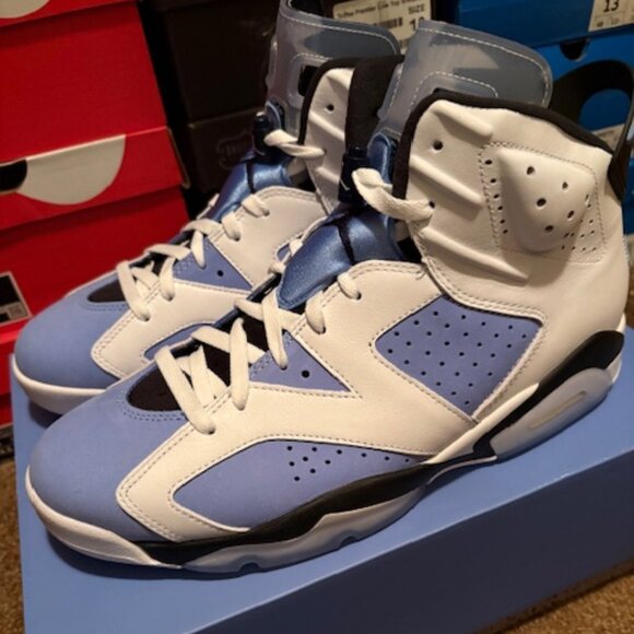 Jordan 6 UNC - Picture 1 of 5